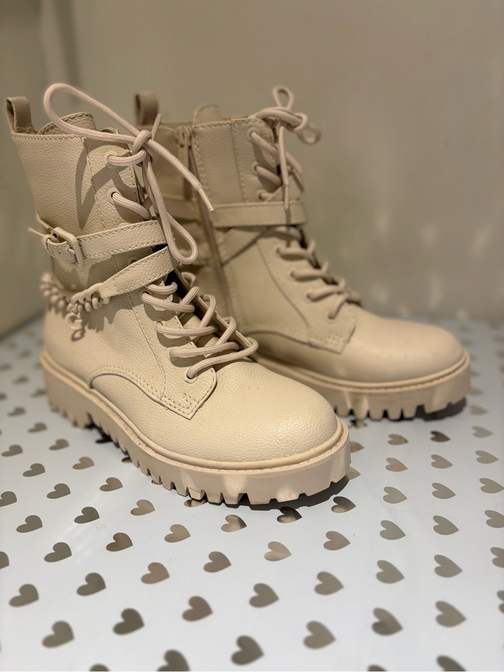 GUESS Beige Lace-Up Chunky Combat Boots